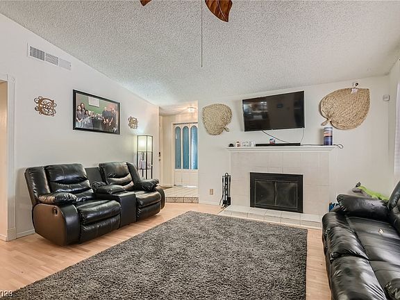 5th image of 5709 Mossman Ave