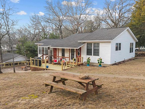 3rd image of 119 Pritchett Hill