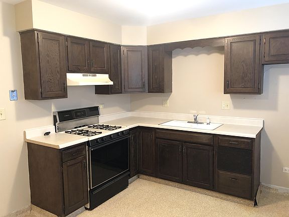 3rd image of 309 Kathleen Dr APT 1