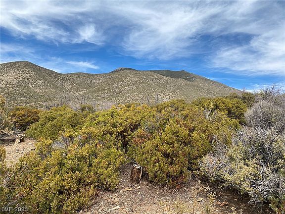 2nd image of 22 Lovell Canyon Rd