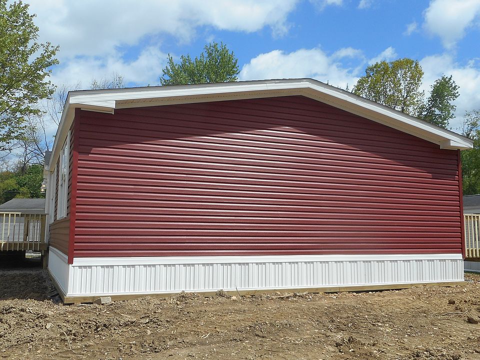 2nd image of 212 Cardinal Dr