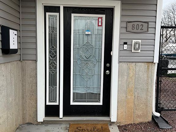 2nd image of 802 6th Ave