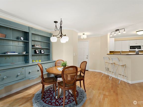 5th image of 7711 NE 175th Street #D102