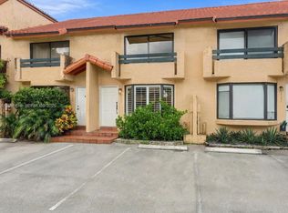 10253 SW 77th Ct, Miami, FL 33156