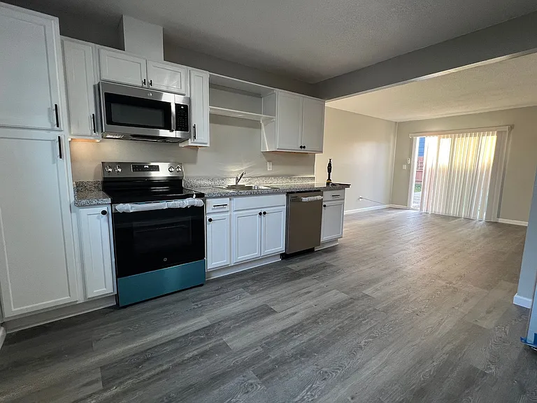 919 E Pine St #B — Photo 9