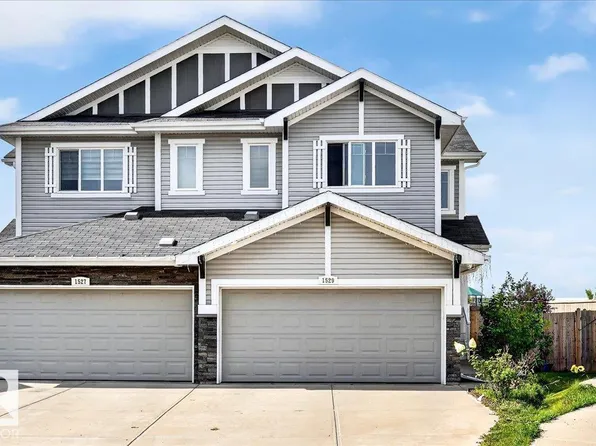 1529 26th Ave NW, Edmonton, AB T6T 0W2