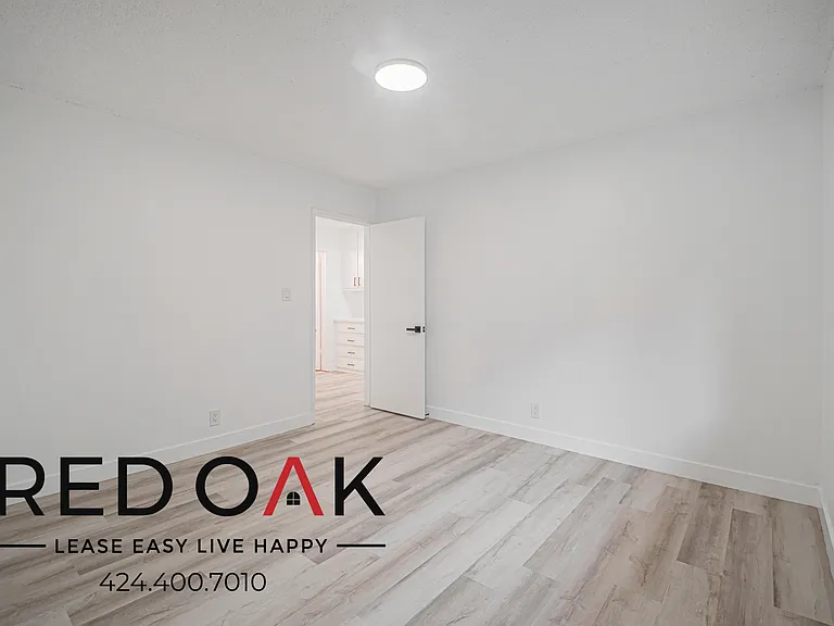 6501 Cherry Ave #8 — Photo 19