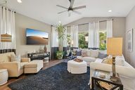 Rosina Vista St-S2208-017.jpg