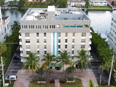 9721 E Bay Harbor Dr APT 6D, Bay Harbor Islands, FL, 33154
