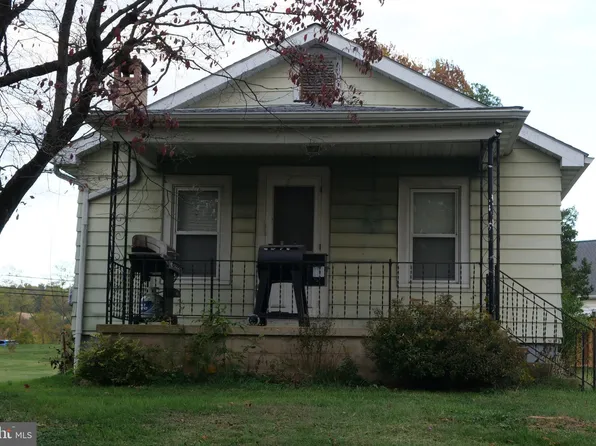 11 Cinder Rd, New Providence, PA 17560