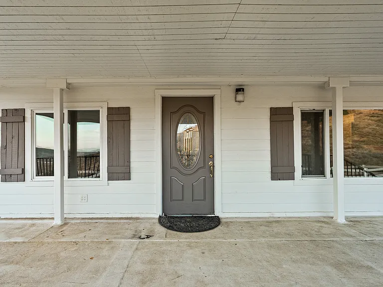 35401 Ridge Route Rd — Photo 8
