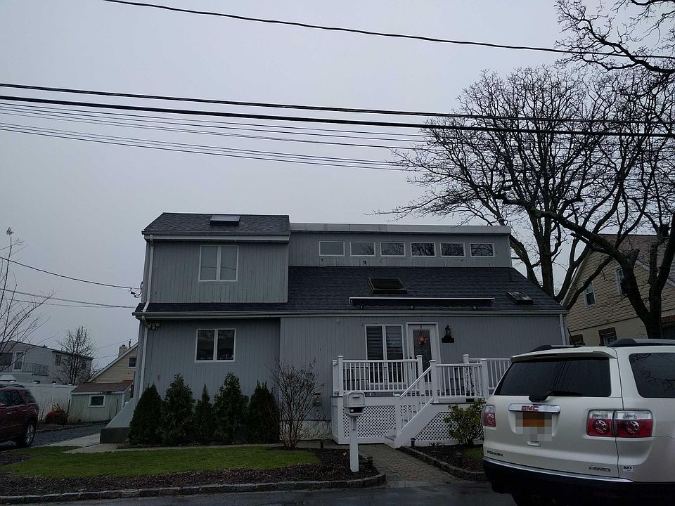 1st image of 13 4th St