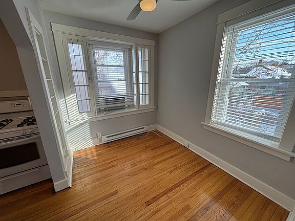 4th image of 3538-3540 Hereford St #3540-1S