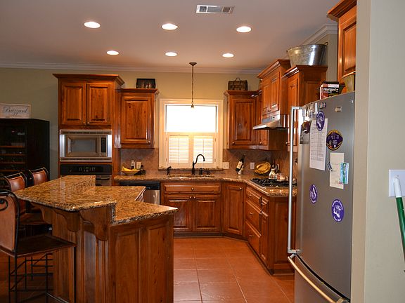 3rd image of 12426 Mill House Dr