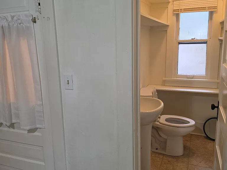 1015 Alabama St — Photo 16