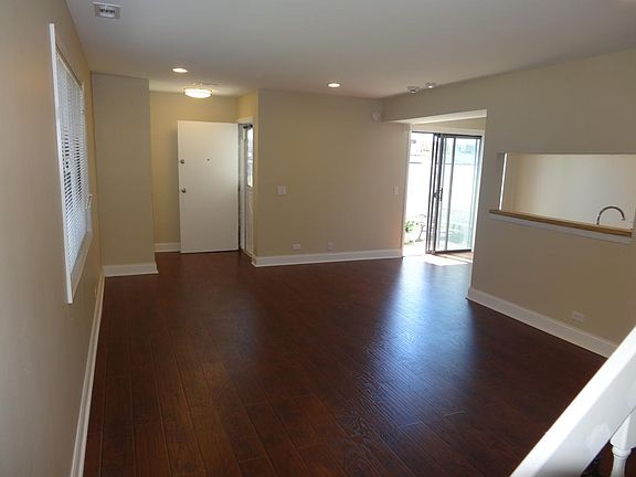 2nd image of 22 Waterford Dr