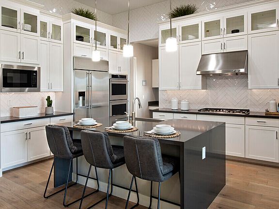 5th image of 20635 W Montebello Avenue