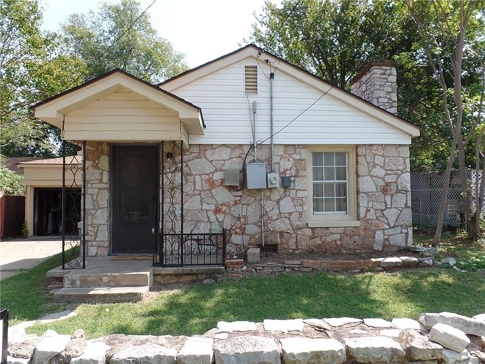 1st image of 202 Crosby Dr
