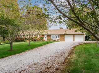 4900 Pickerington Rd, Carroll, OH 43112