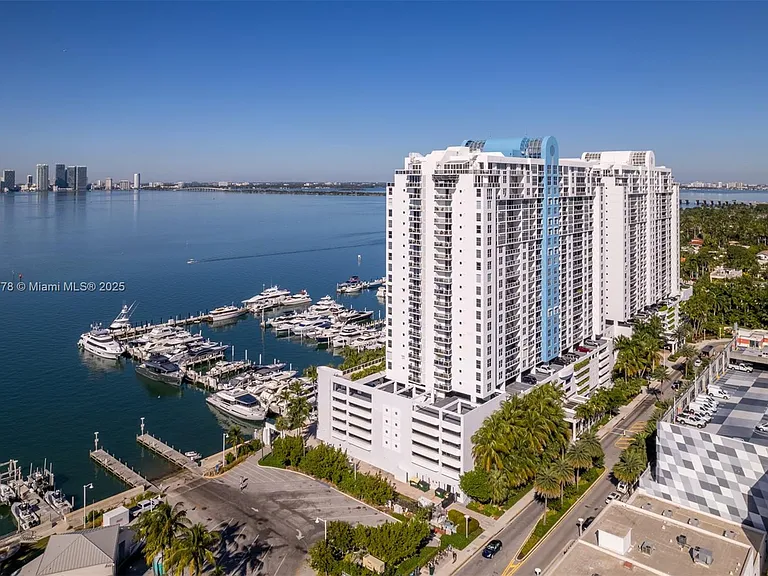 1800 Sunset Harbour Dr #1208 — Photo 31