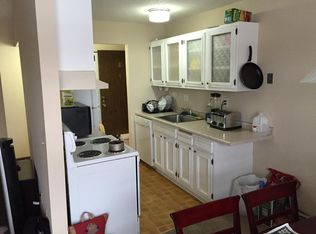 924 Westbrooke Way APT 8, Hopkins, MN 55343