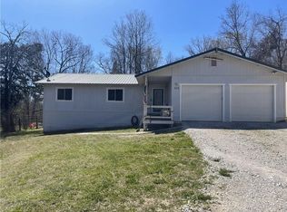 310 Madison St #2395, Huntsville, AR 72740