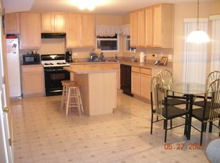 3754 Indian Head Ln, Joliet, IL 60435