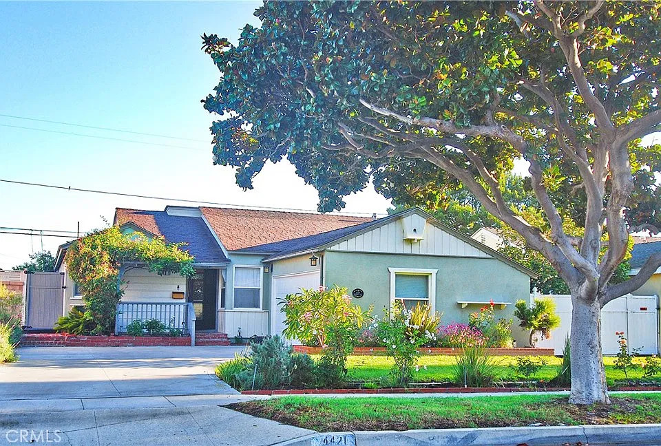 4421 Highgrove Ave