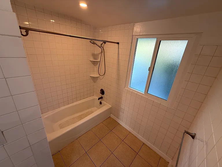 1012 S 6th Ave #A — Photo 16