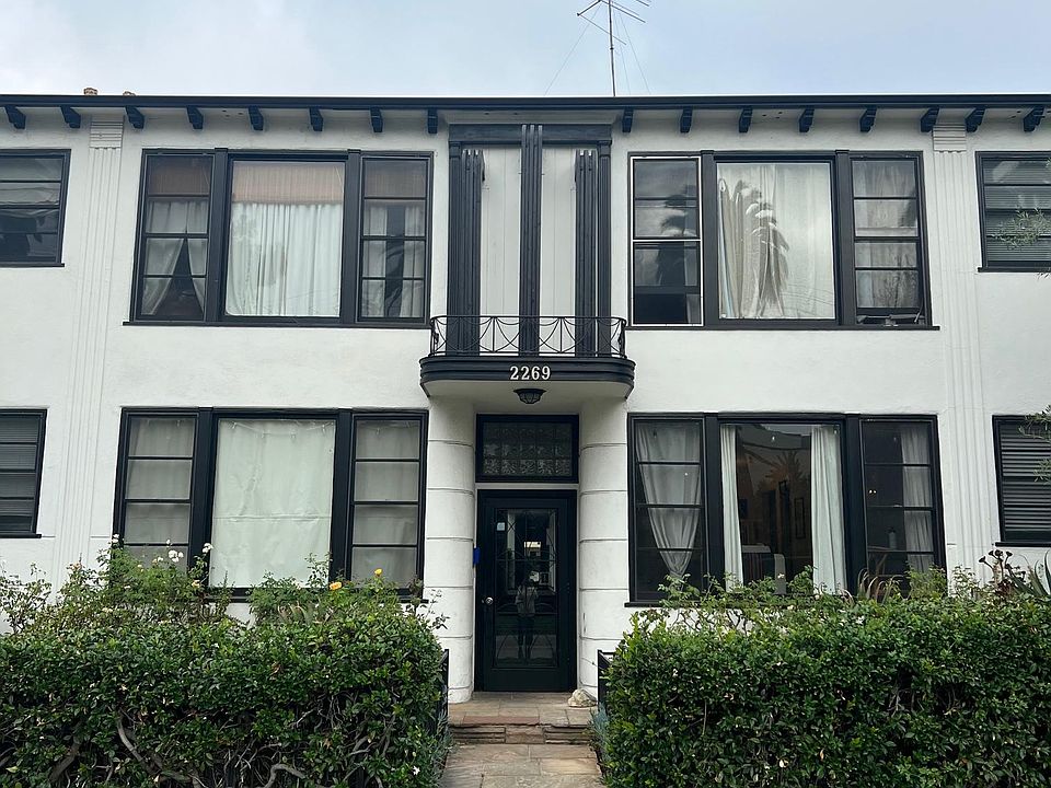 1st image of 2269 N Beachwood Dr #107