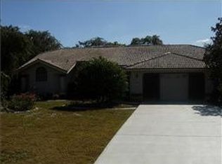 10584 Woodland Waters Blvd, Weeki Wachee, FL 34613