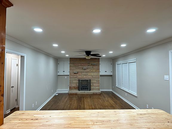 4th image of 115 Cambridge Dr