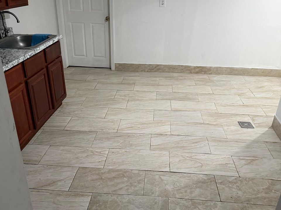 1st image of 60 3rd St Floor 1