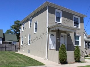 1922 61st St, Kenosha, WI 53143