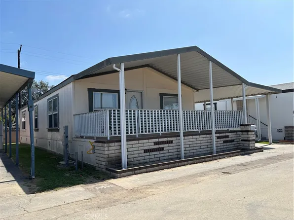 302 Teton Way, Santa Ana, CA 92703