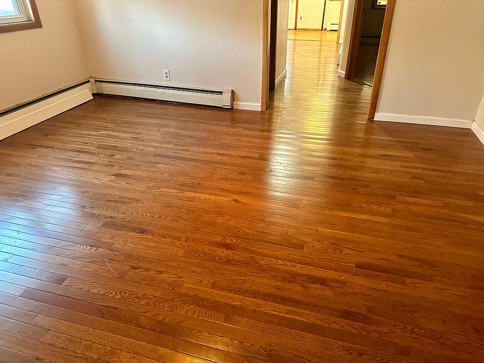 2nd image of 216 Avenue B Floor 1