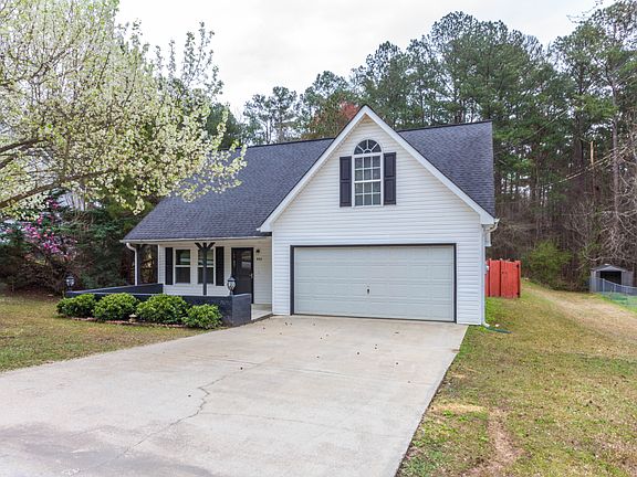 3rd image of 7063 Stonecreek Dr