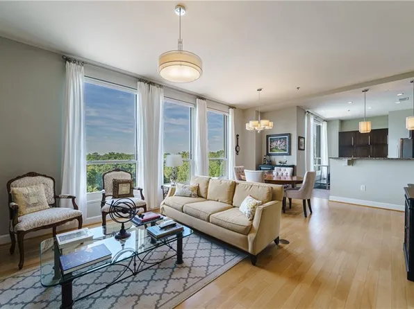 2626 Peachtree Rd NW Unit 803, Atlanta, GA 30305