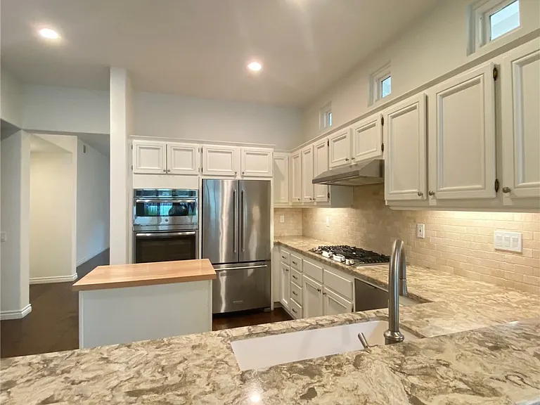 2510 Renata Ct — Photo 8