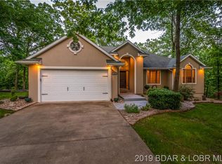 631 Greystone Ln, Sunrise Beach, MO 65079