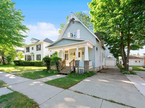1423 Grant St, Marinette, WI 54143
