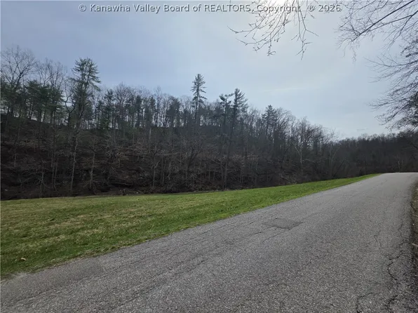 0 N Poplar Fork Rd, Hurricane, WV 25526