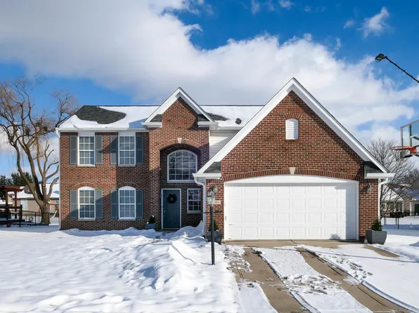 7821 Valley Stream Dr, Indianapolis, IN 46237