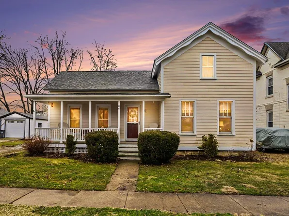 106 Beech St E, Three Oaks, MI 49128