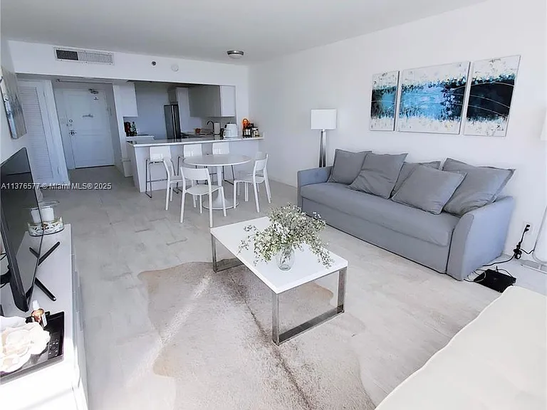 100 Lincoln Rd #1244 — Photo 15