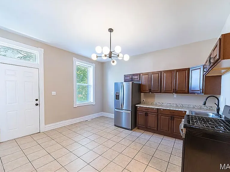 3443 Keokuk St — Photo 10