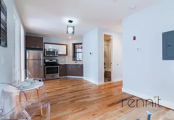 Rented by Rennit Inc. | media 32