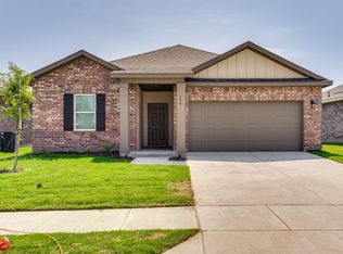 778 Camden Dr, Lavon, TX 75166