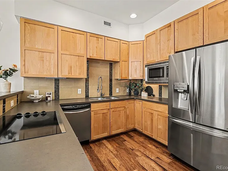 1738 N Franklin St #1-A — Photo 10