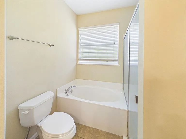 462 Lloyd St — Photo 20